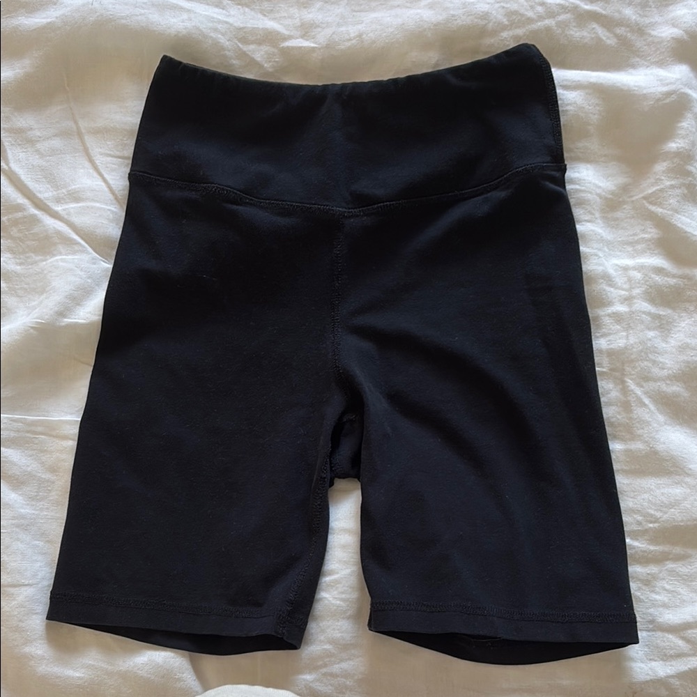 MATE the label Organic Stretch Biker Short - Black Size Small EUC
